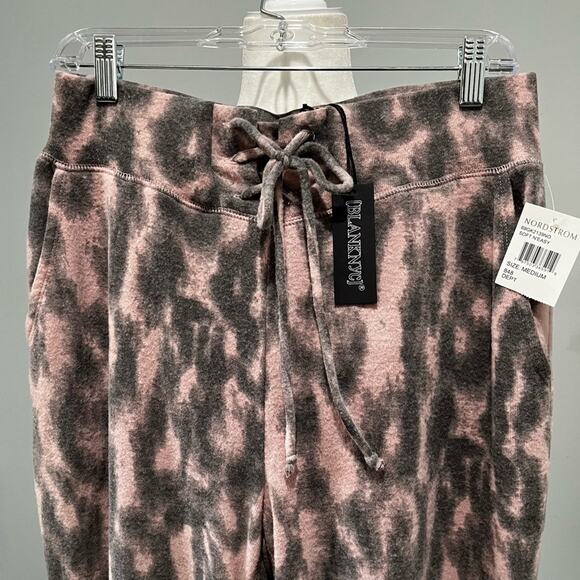 NEW BlankNYC Soft Easy Tie Waist Leopard Relaxed Joggers Lounge Pants Pink M NWT - Picture 5 of 16